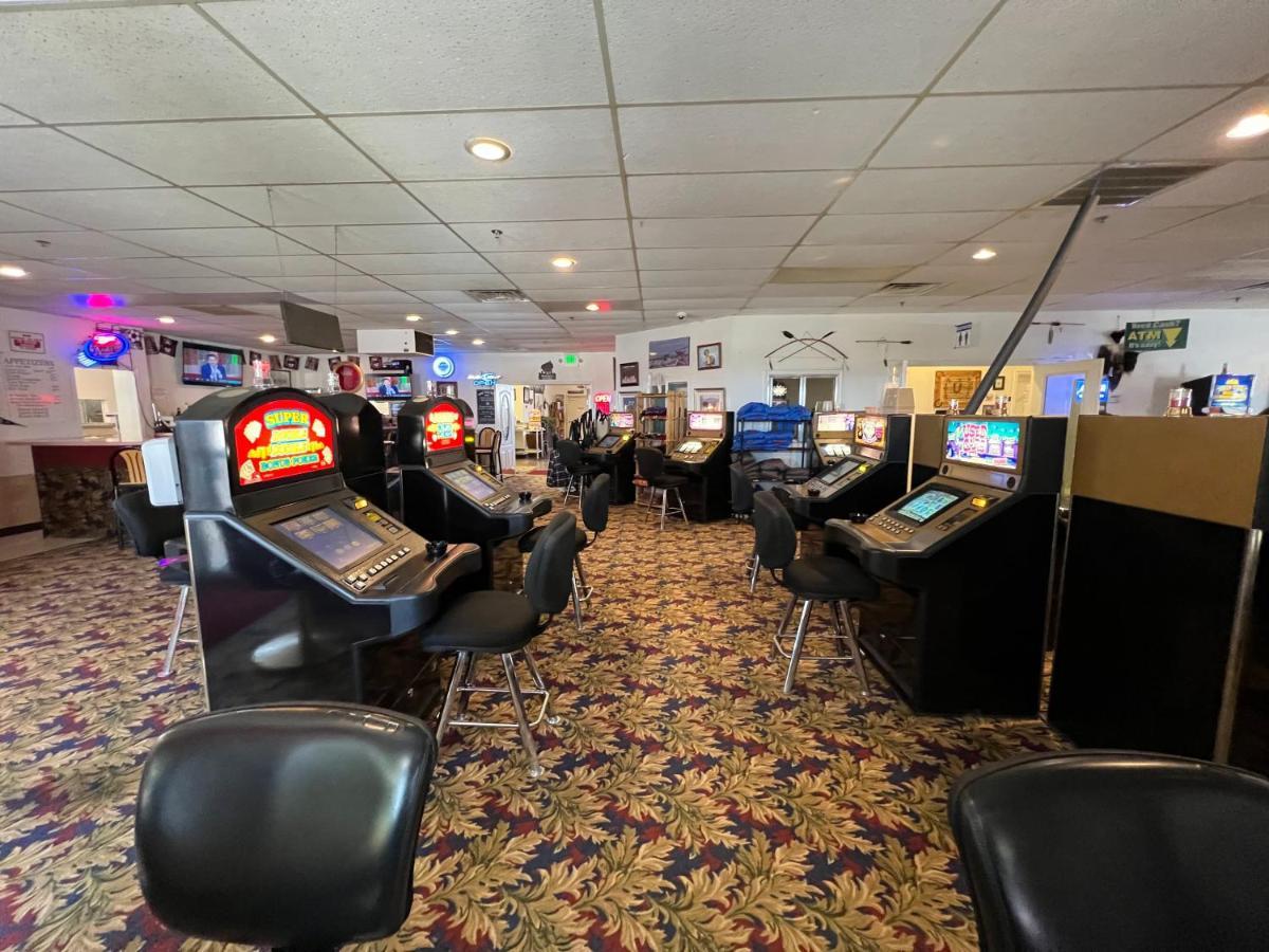 Border Inn Casino Baker エクステリア 写真